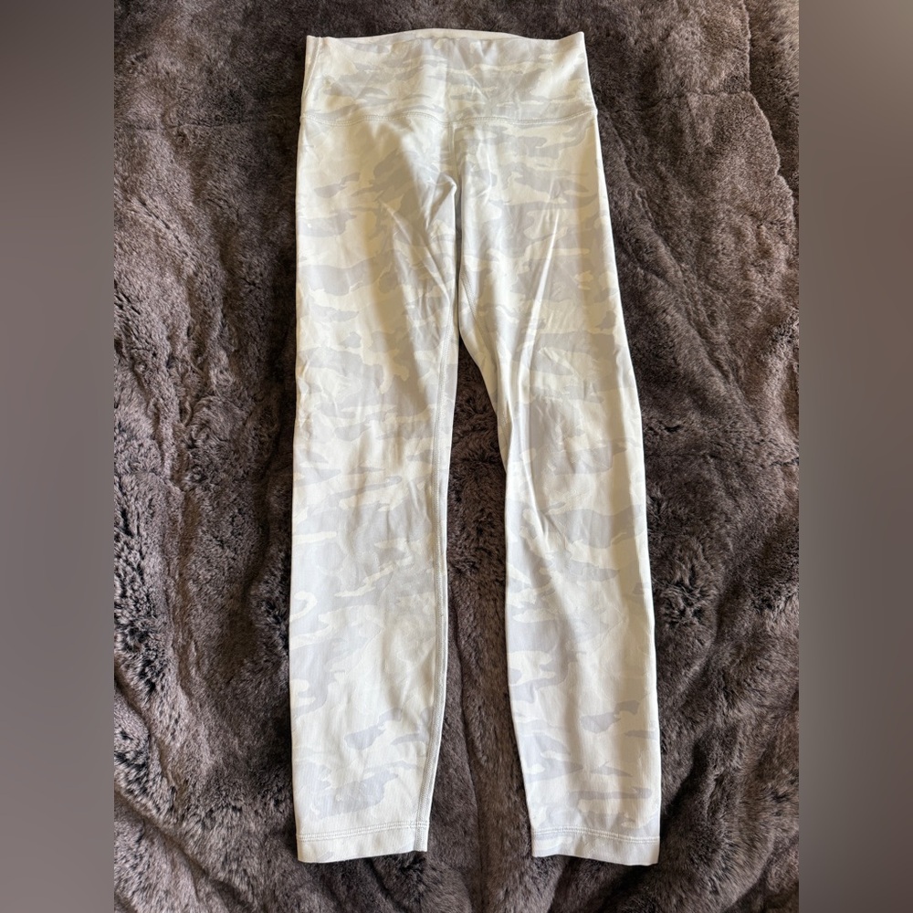 Lululemon Wunder Under High-Rise Tight Alpine White Camo Size 8